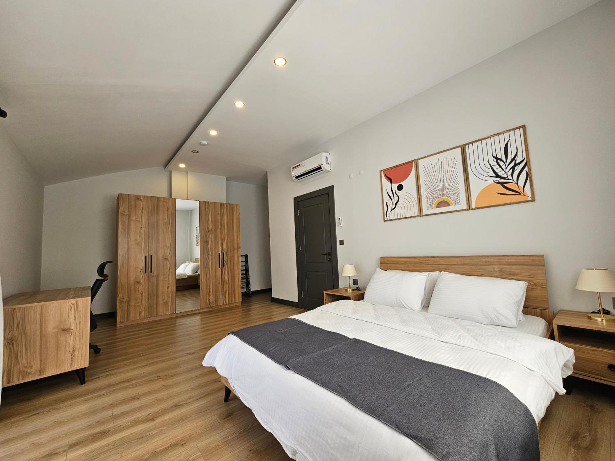 Apartment New Flat&large Living Space 2-3 Near By Lara *