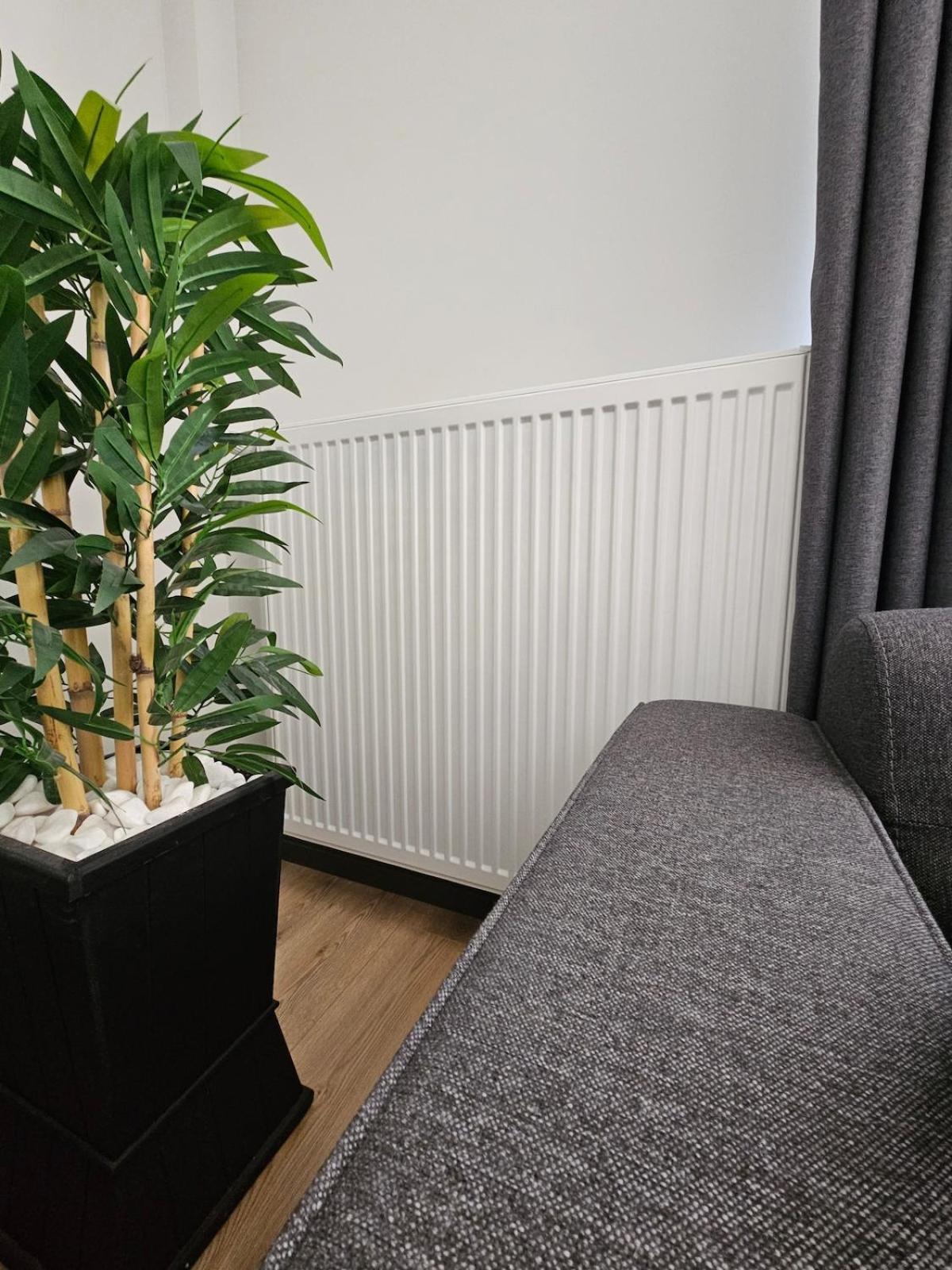 New Flat&large Living Space 2-3 Near By Lara Apartment Antalya